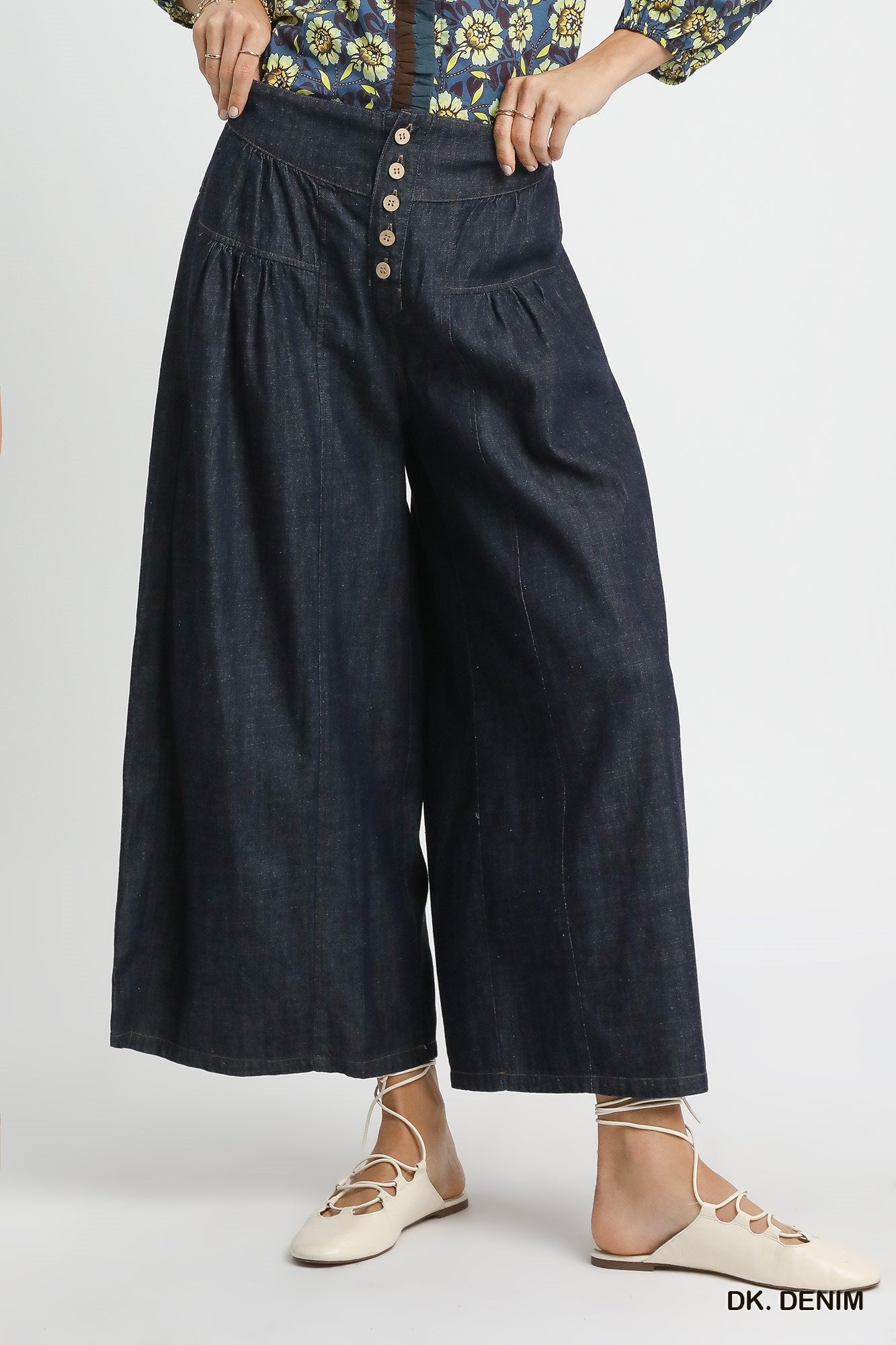 Stone Washed Wide-Leg Button-Front Culottes