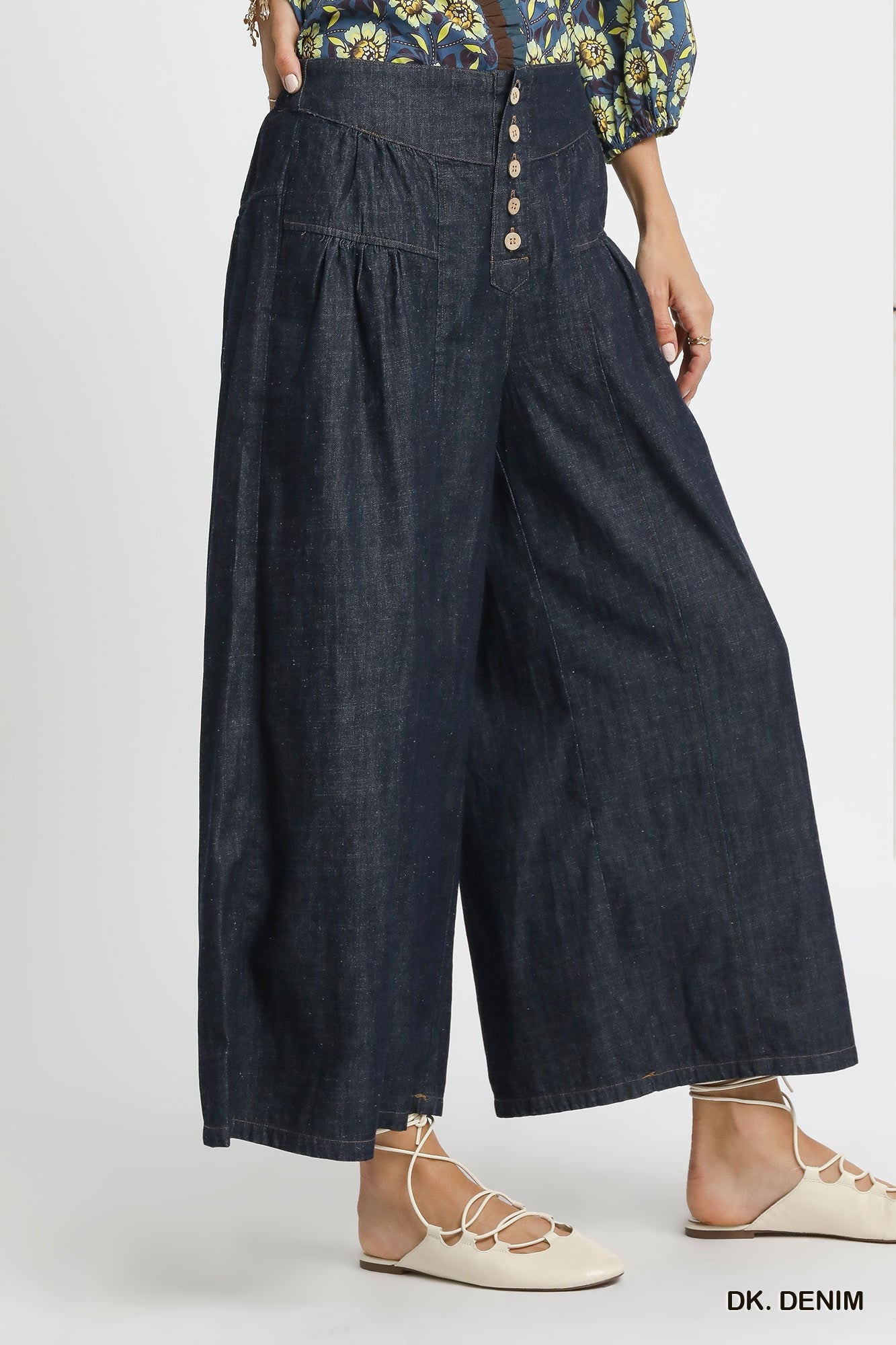 Stone Washed Wide-Leg Button-Front Culottes