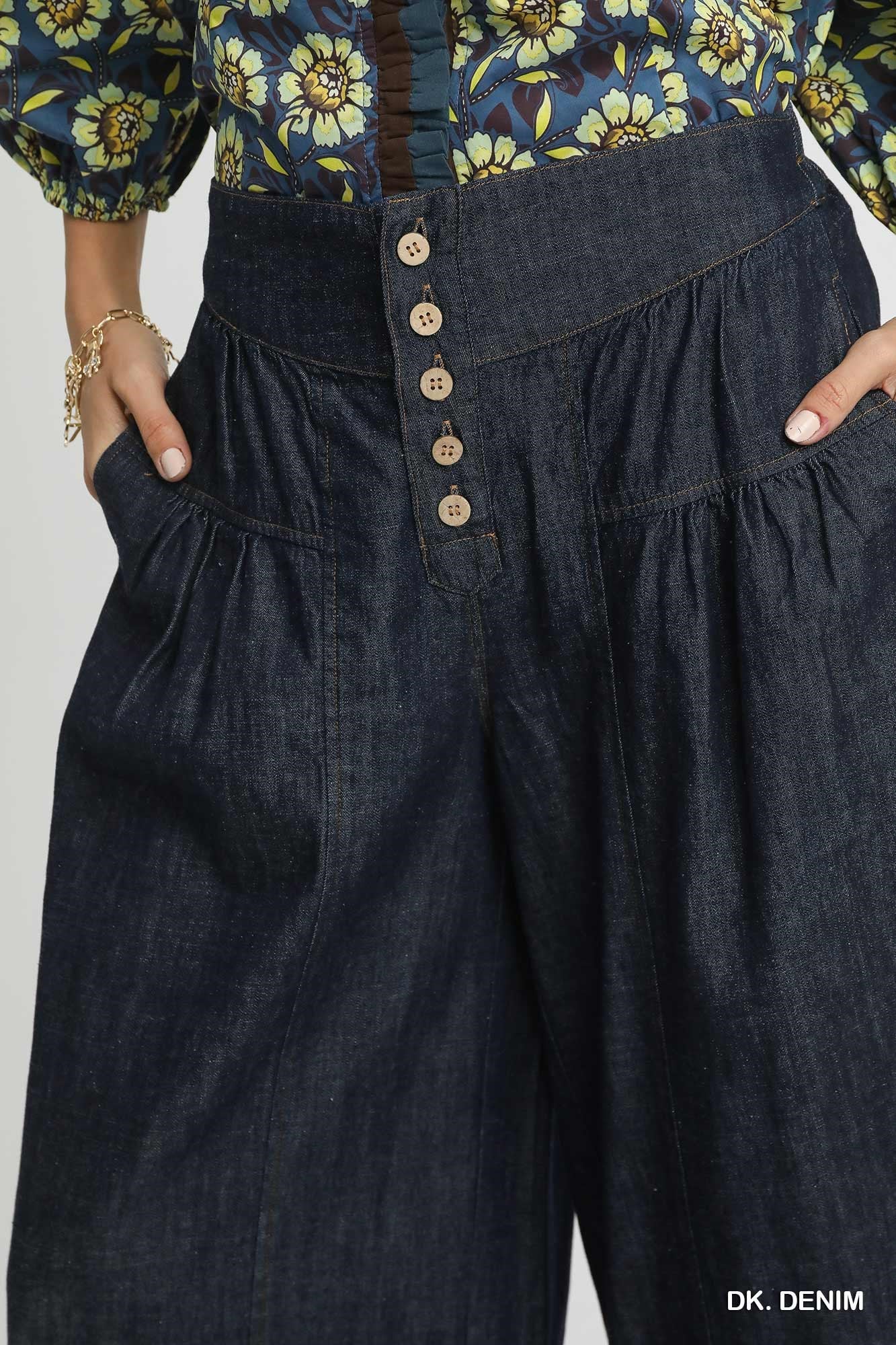 Stone Washed Wide-Leg Button-Front Culottes
