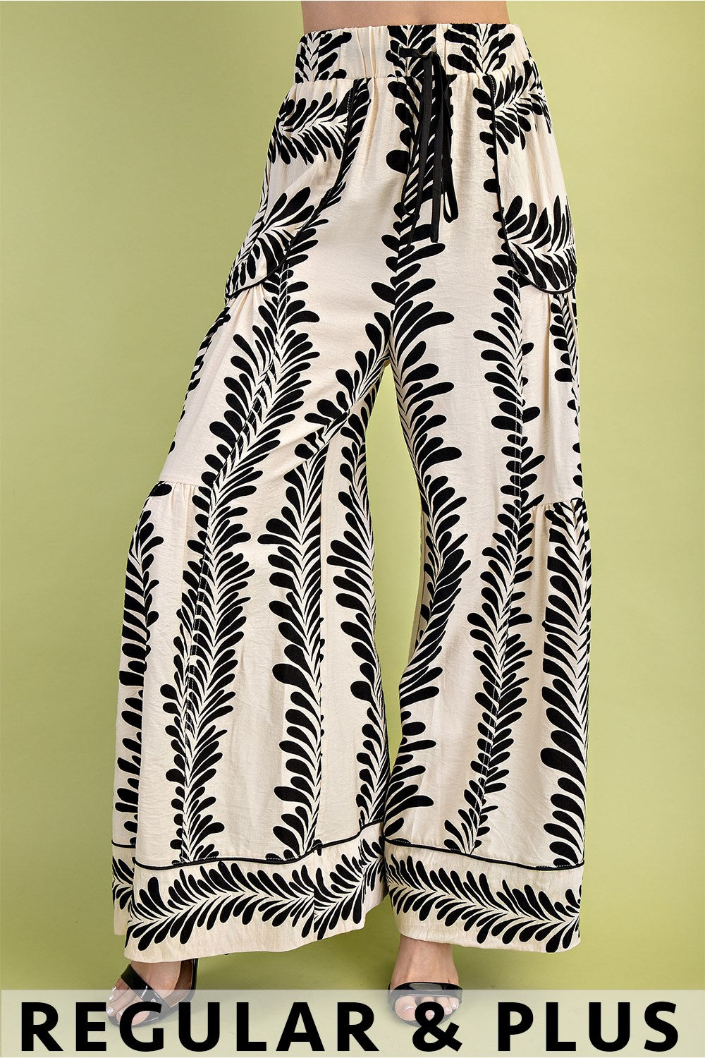 Voluminous Printed Pants