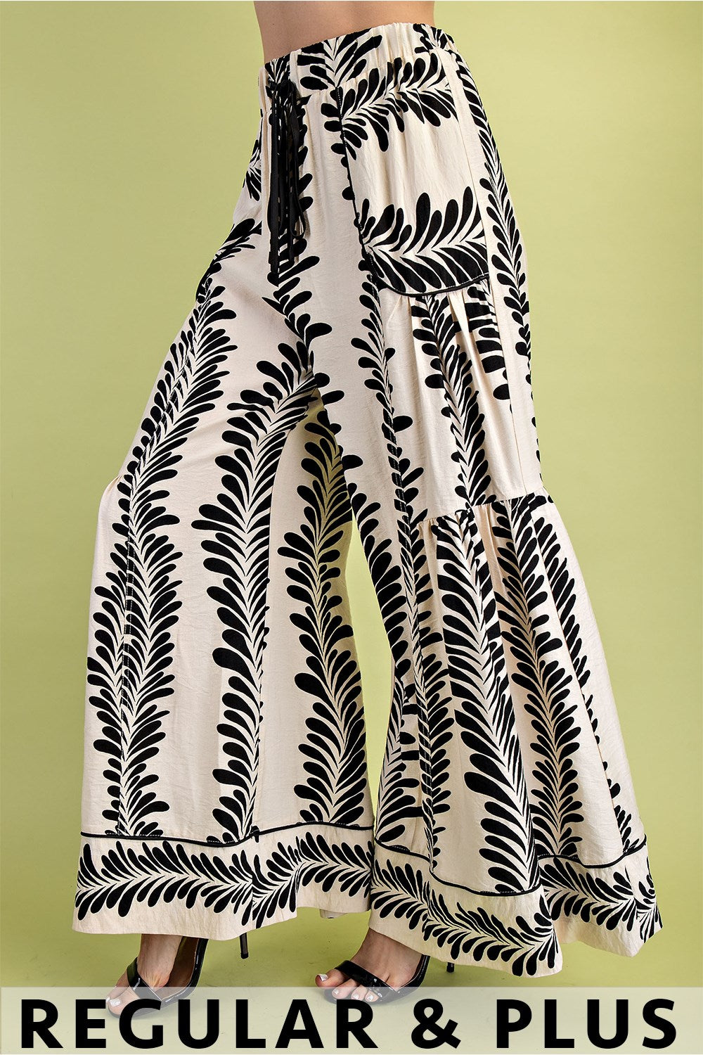 Voluminous Printed Pants