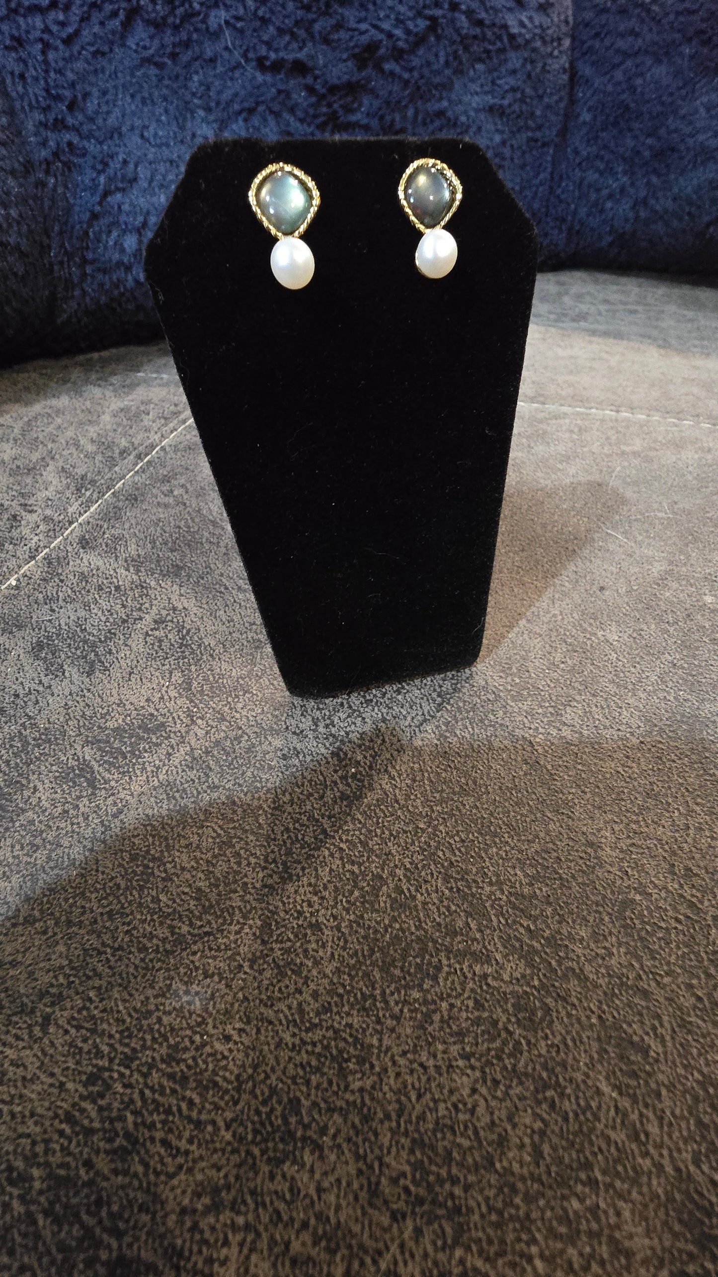 Freshwater Cultured pearl drop earrings in sterling silver