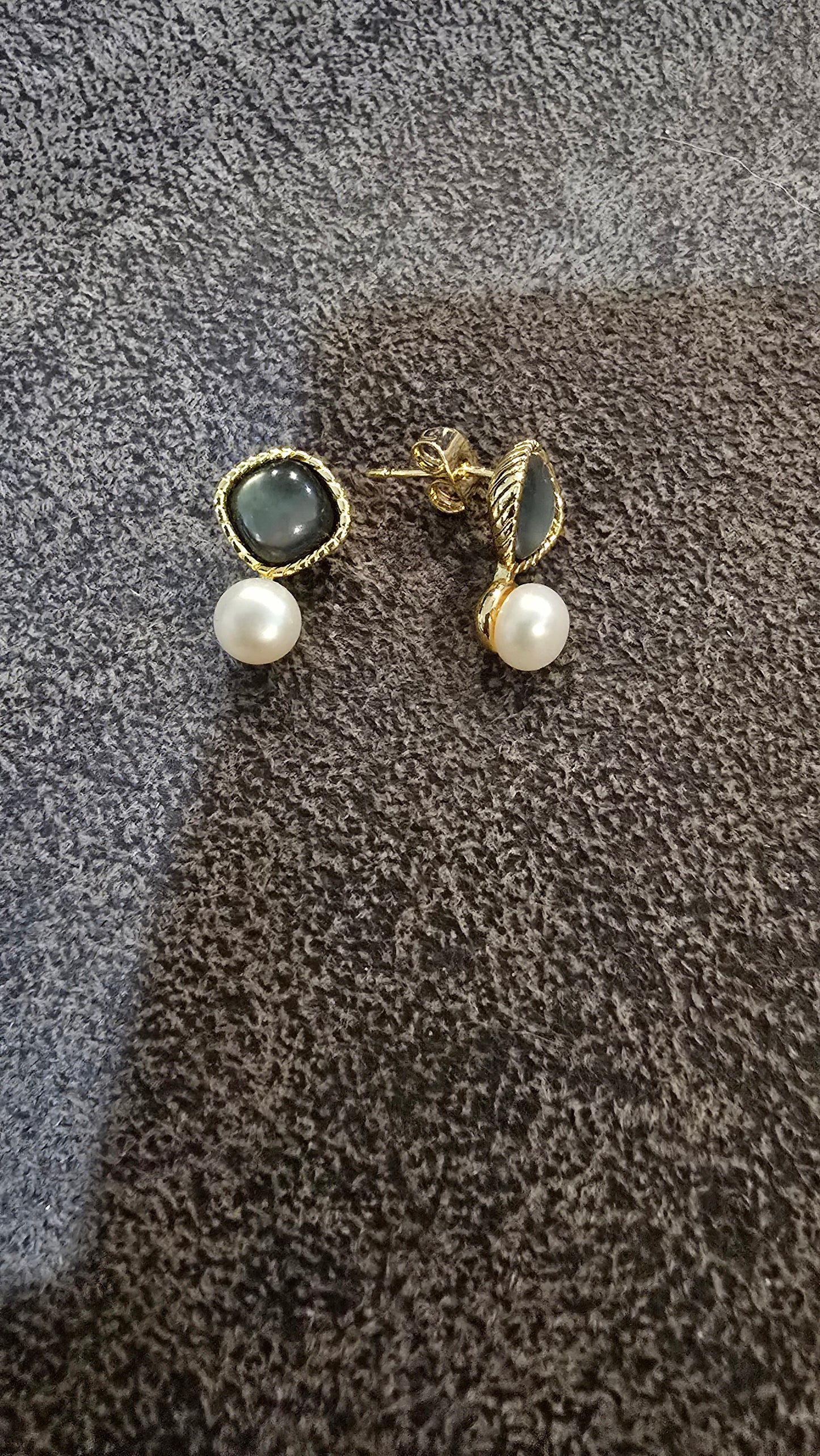 Freshwater Cultured pearl drop earrings in sterling silver