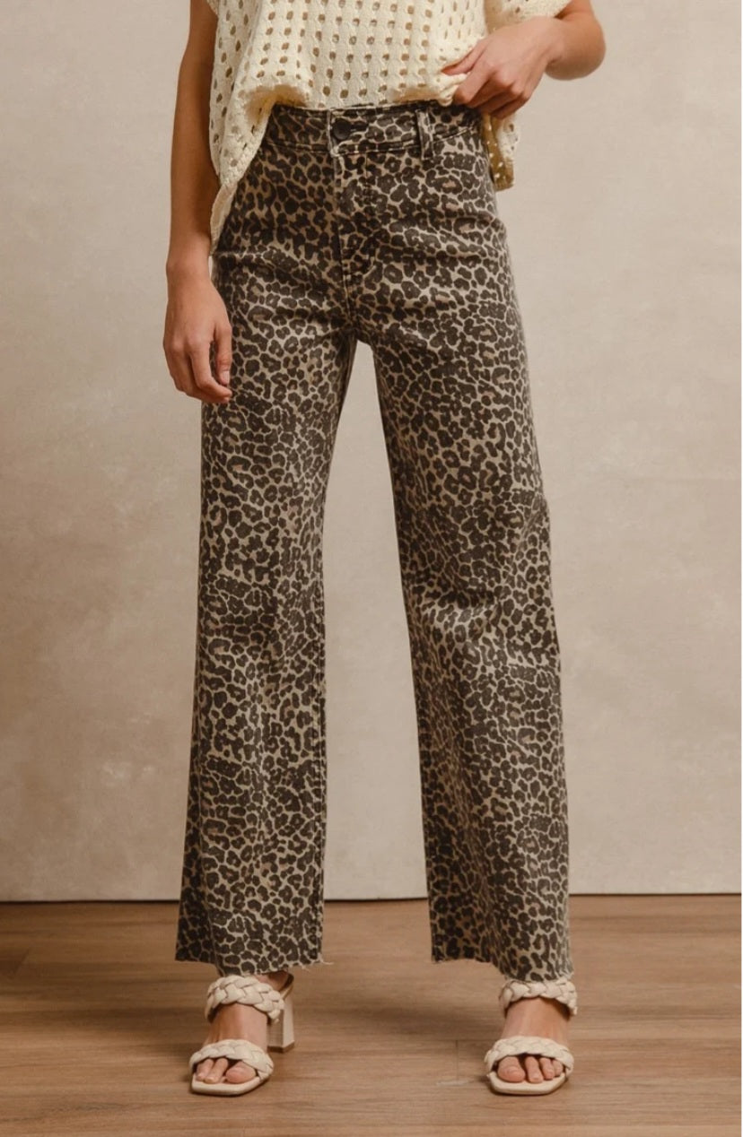 Bibi LEOPARD PRINT HIGH RISE FLARE JEANS