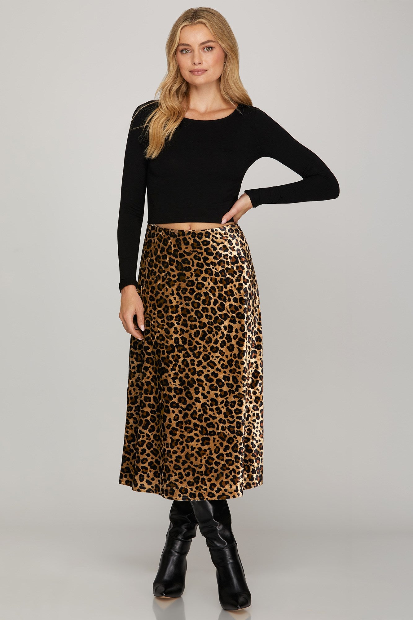 Leopard print velvet skirt