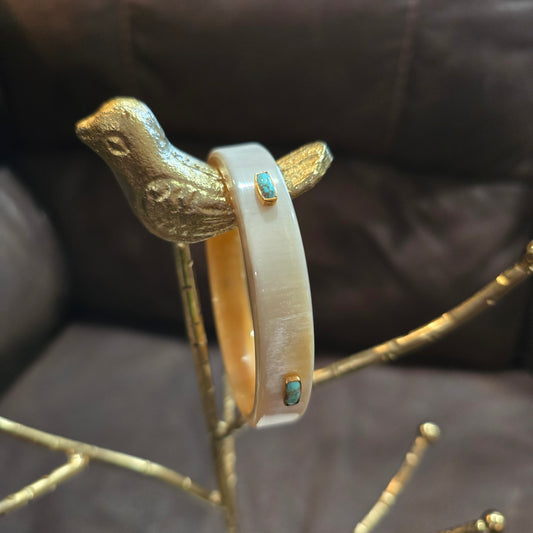 Beige buffalo horn Bangle 5 Turquise stones